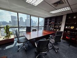 High Street Centre (D6), Office #563718801